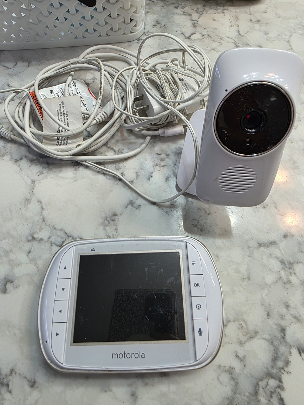 Motorola MBP668CONNECT Baby Monitor with Camera and Parent Unit